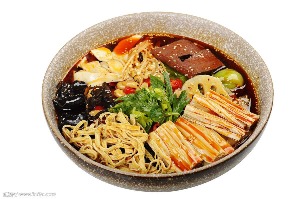 串串王麻辣烫产品 门店图片