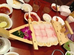 风情丽江斑鱼火锅产品 门店图片