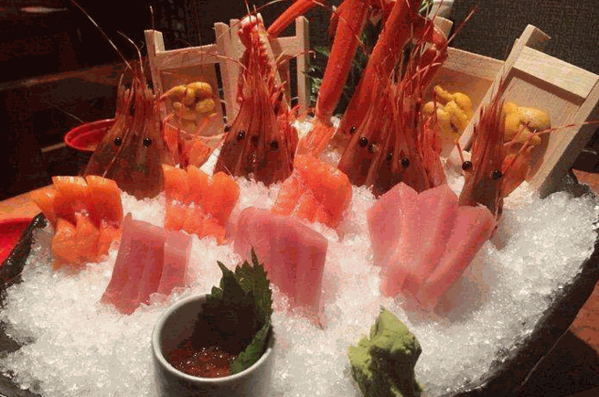 簪花日本料理产品 门店图片