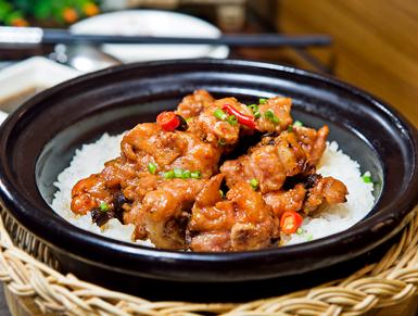 阿香婆煲仔饭加盟