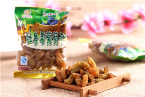 名好记休闲食品加盟店