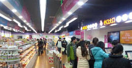 小口大口零食店加盟