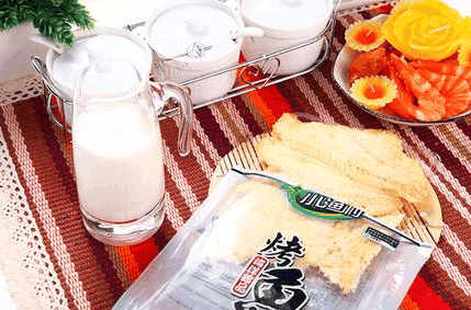 加盟半岛小渔村休闲食品店赚钱吗？单店月盈利高达2.18万元