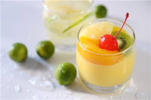 现在美味零食屋赚钱吗？时尚店年利润约30万