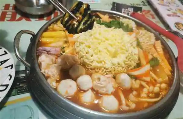 闺蜜家年糕火锅