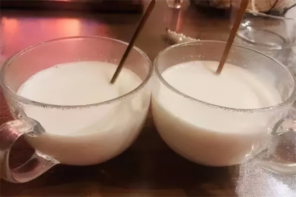 山花牛奶配送