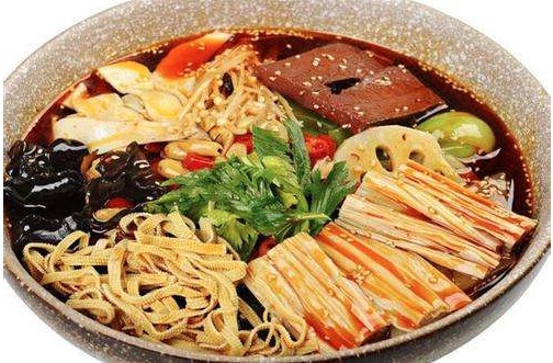 辣呲牙麻辣烫产品 门店图片