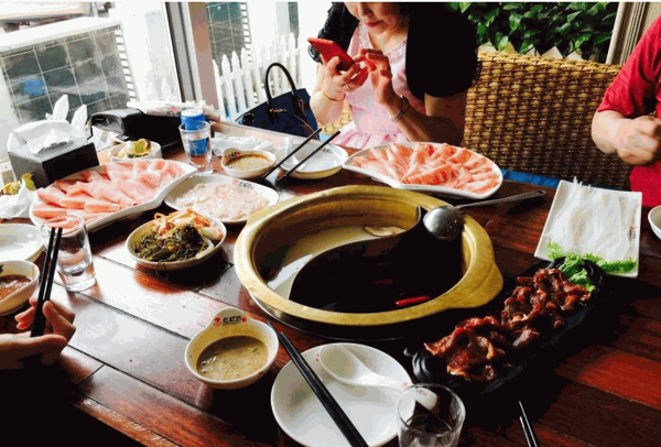 红菇坊火锅产品 门店图片