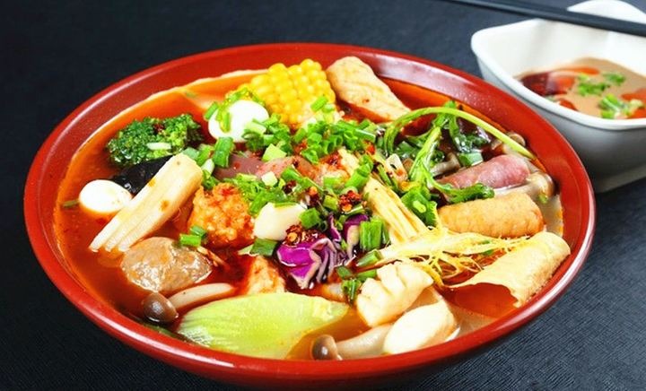 阔佬麻辣烫产品 门店图片