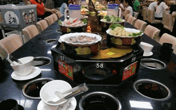 三爷回转自助火锅产品 门店图片