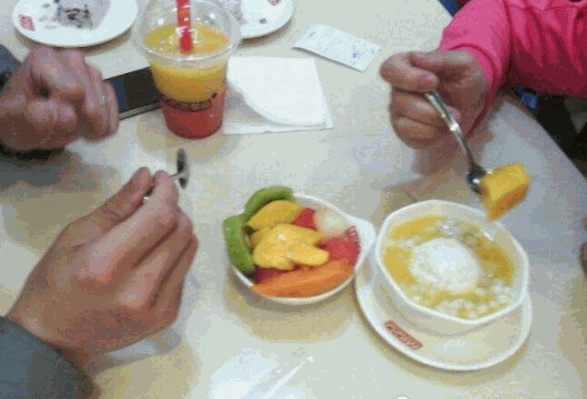芒果掂港式甜品产品 门店图片