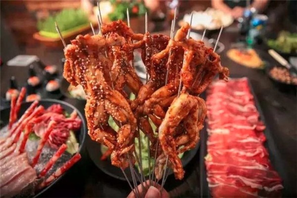 哇塞牛蛙火锅产品 门店图片
