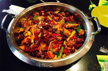 牛冲天麻辣香锅产品 门店图片