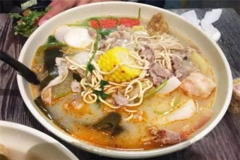 麻姥骨汤麻辣烫产品 门店图片
