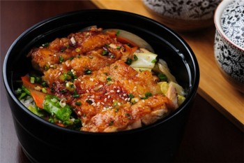 1942烤肉饭产品 门店图片
