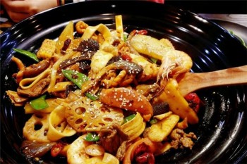 觅味大碗麻辣香锅产品 门店图片