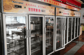 恋唇小郡肝串串香产品 门店图片