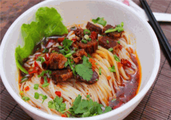 梁小担牛肉粉产品 门店图片