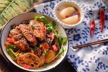 津成元麻辣香锅产品 门店图片