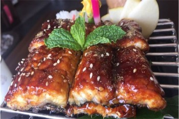 泉鲤日本料理产品 门店图片