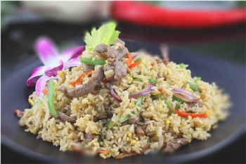 疯二娘风味炒饭产品 门店图片