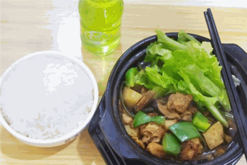 云邻坊黄焖鸡米饭产品 门店图片