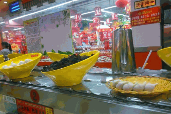连连连转涮涮锅加盟
