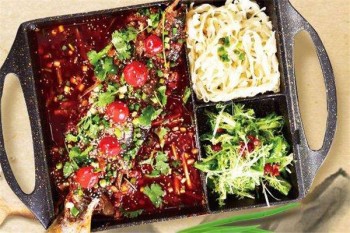 炉鱼传祺烤鱼产品 门店图片