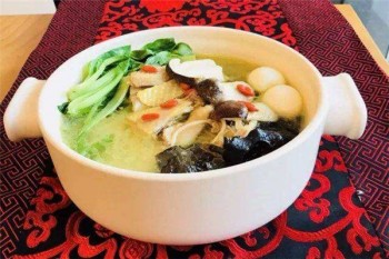 春田花花砂锅粉产品 门店图片