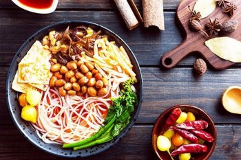 蓝小拐螺蛳粉产品 门店图片