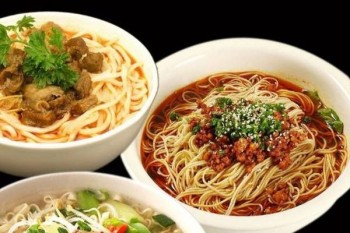 陈八两面馆产品 门店图片
