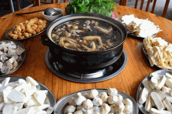 熹乐鸽药膳火锅加盟
