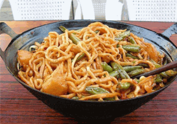 蒙土乡铁锅焖面产品 门店图片