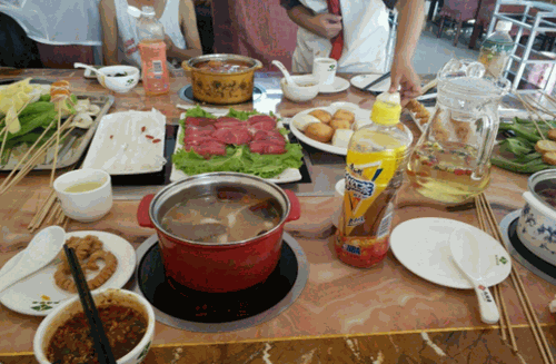 九段香火锅加盟