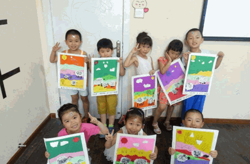 启笛幼儿美术加盟