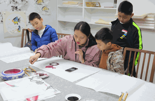 人美美育学堂