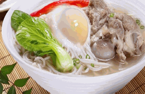 筒骨鲜粉