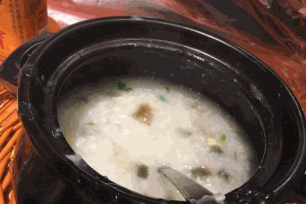 有间粥粉店