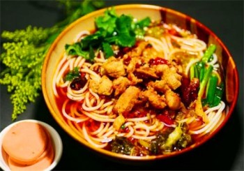 大梁鸡丁米线产品 门店图片