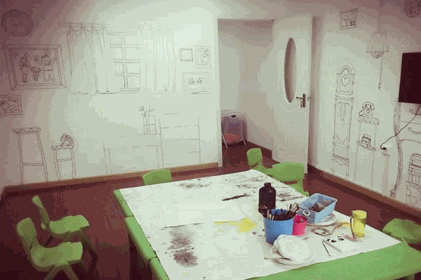 鲸鱼先森少儿美术