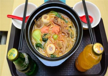 皖玉香黄焖鸡米饭产品 门店图片