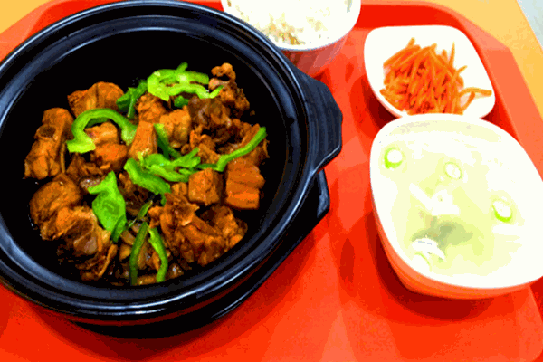 刘铭宇黄焖鸡