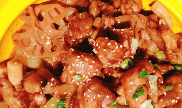 多嘴肉蟹煲