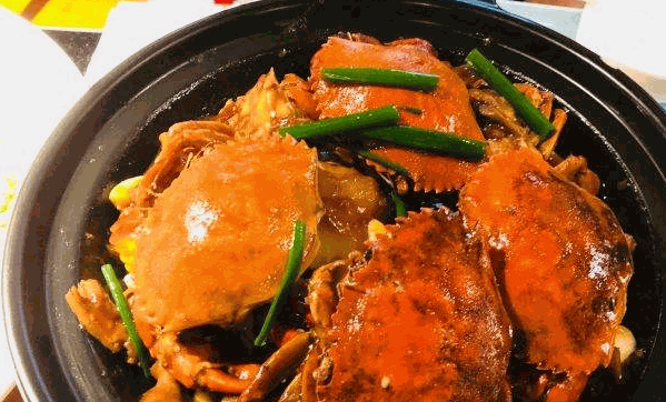 摩能肉蟹煲