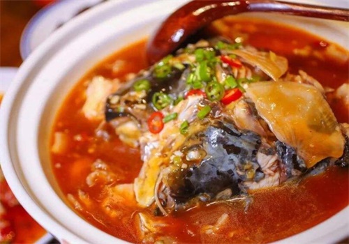鱼头大大鱼头泡饭加盟