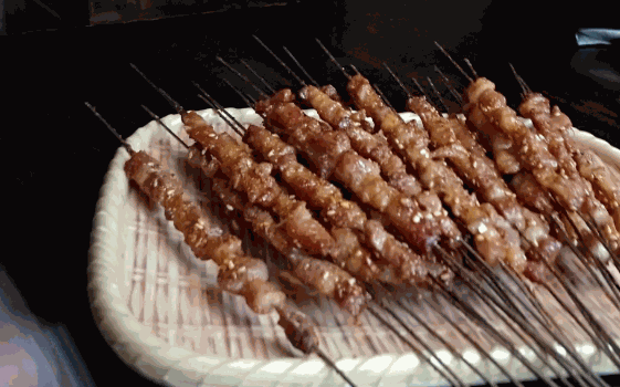 金碧辉煌串吧