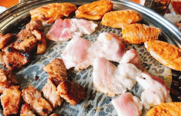 丹东肥蚬子烤肉