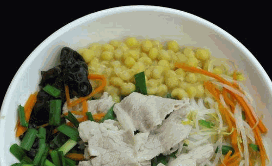 豆豆米线店