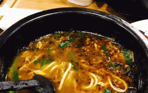 龙嫂过桥米线