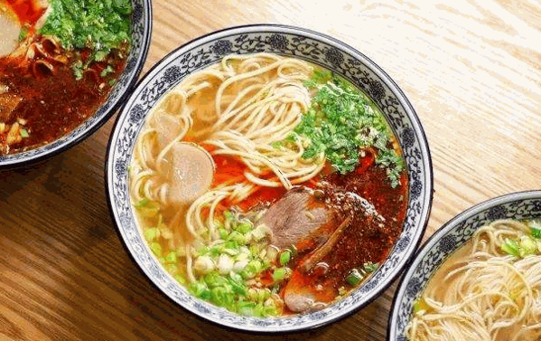 宏爷牛肉面